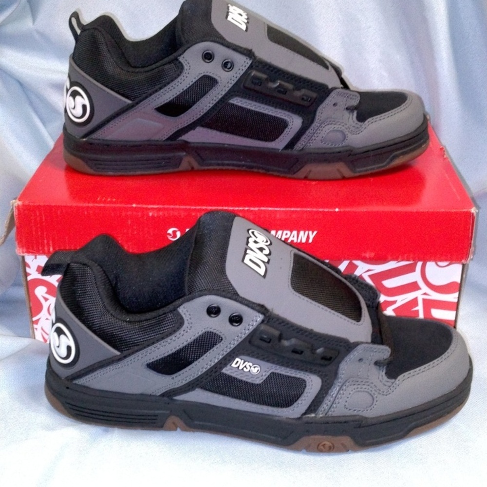 DVS Comache  Charcoal Black/Gum White Nubuck